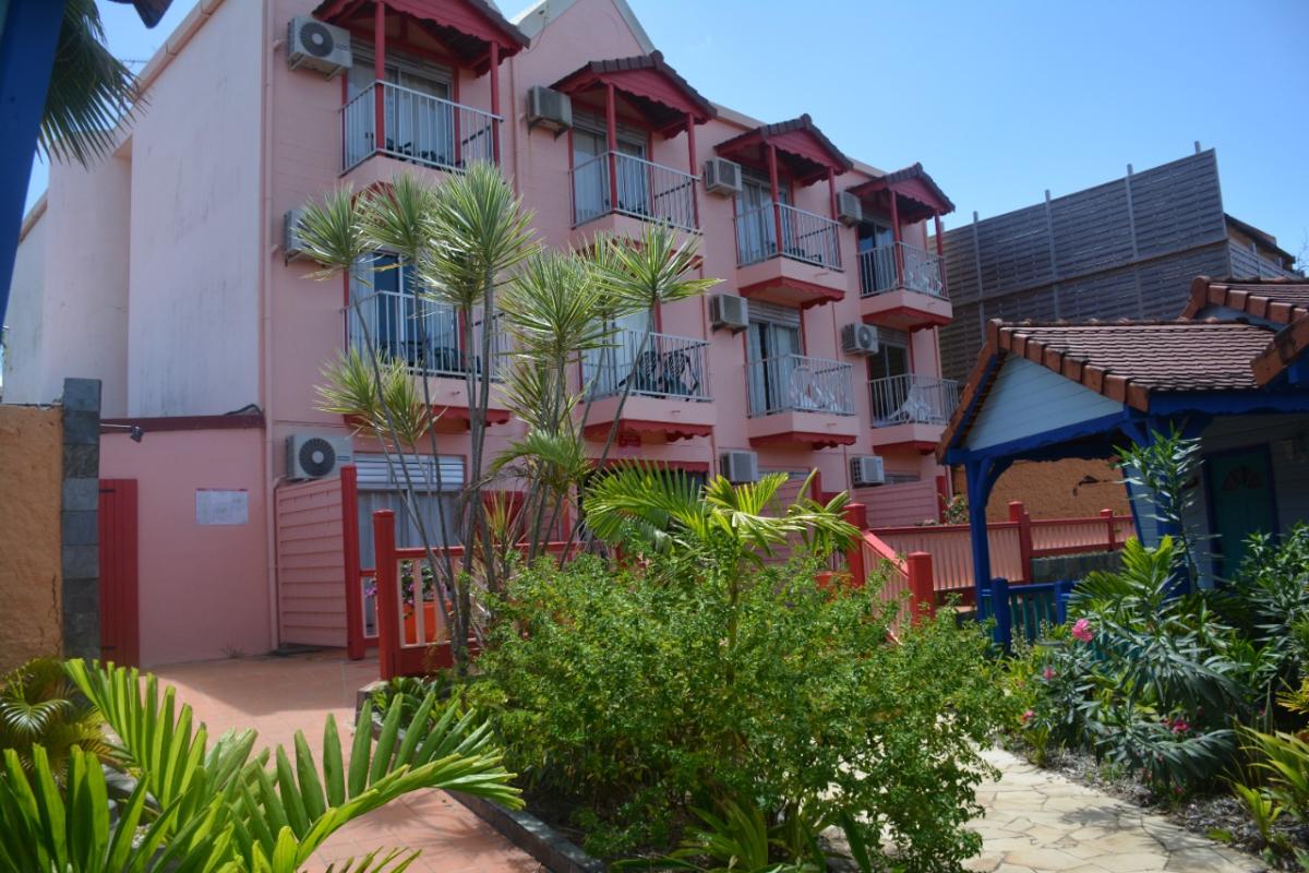 Hotel pied dans l'eau martinique BAMBOU  - chambre GRAN KAY